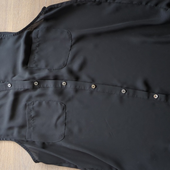 Freebird black women's sleeveless blouse. Size small - Picture 4 of 9